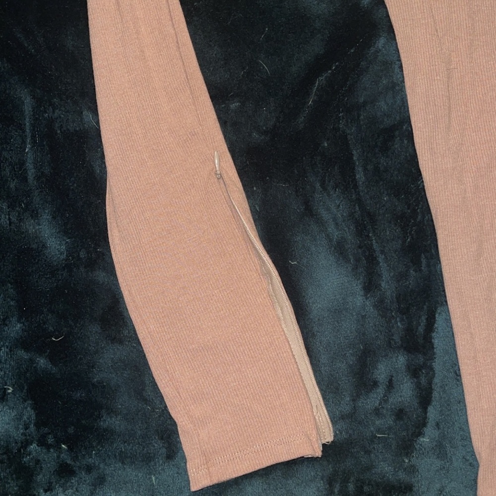 Tan Ribbed Leggings - Picture 2 of 2